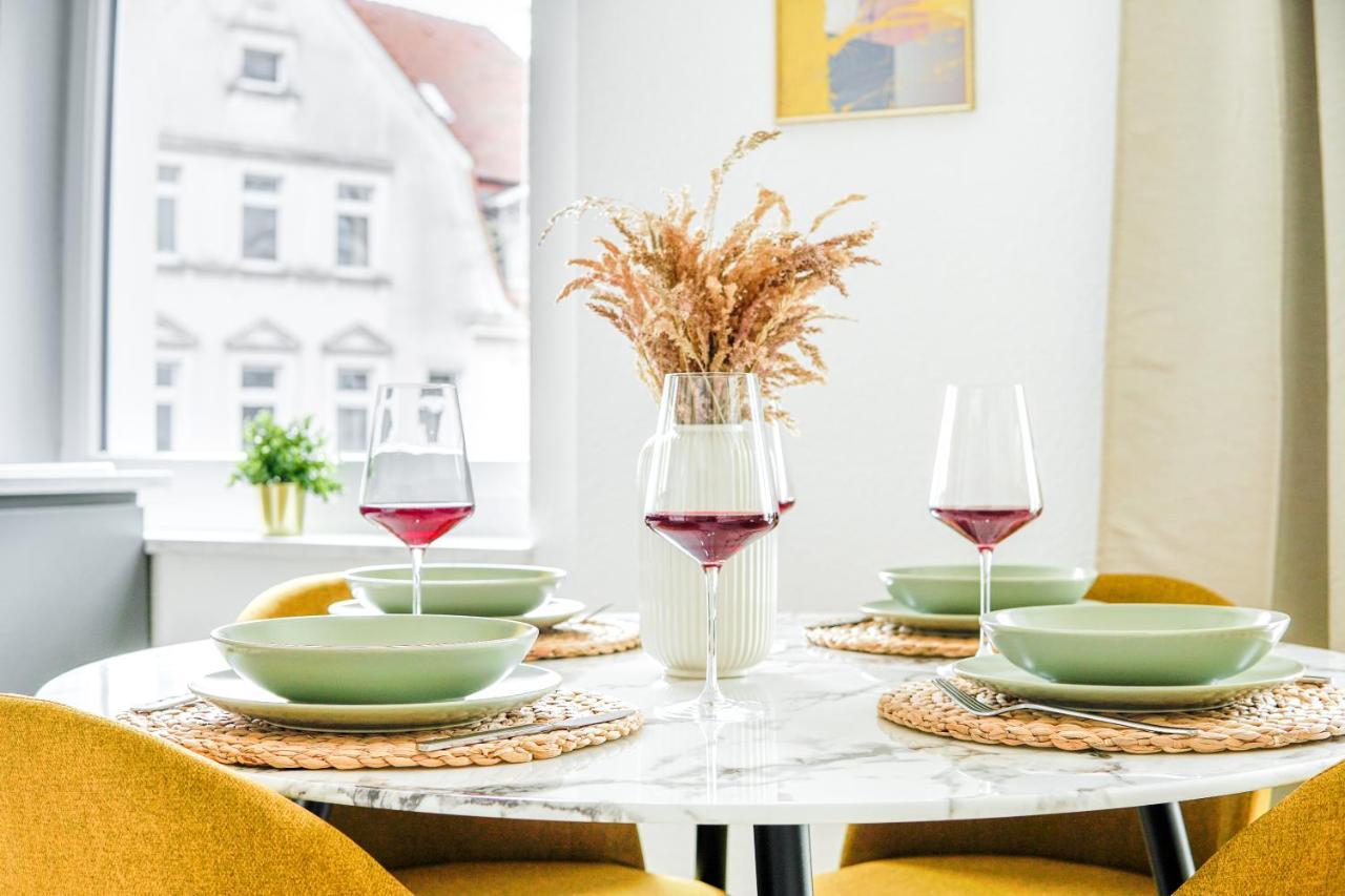 Homefy Come-Together Apartment - Balkon - Aufzug - Free Parking - Smart Tvs Essen Exterior foto